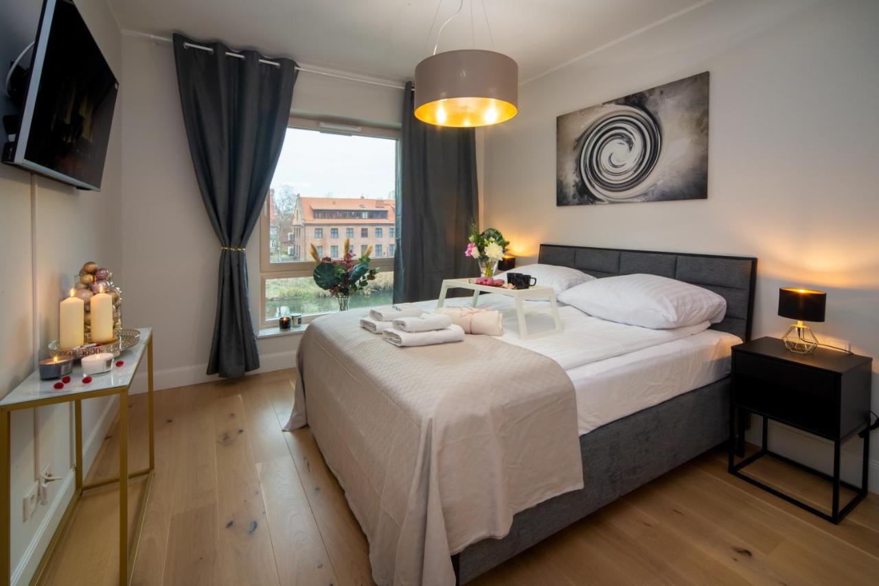 Maya'S Flats & Resorts - River View Danzica Esterno foto